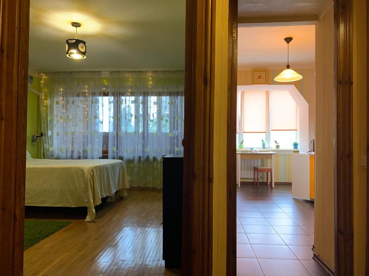 Apartment On Shamo 1 Boulevard Kiew Exterior foto